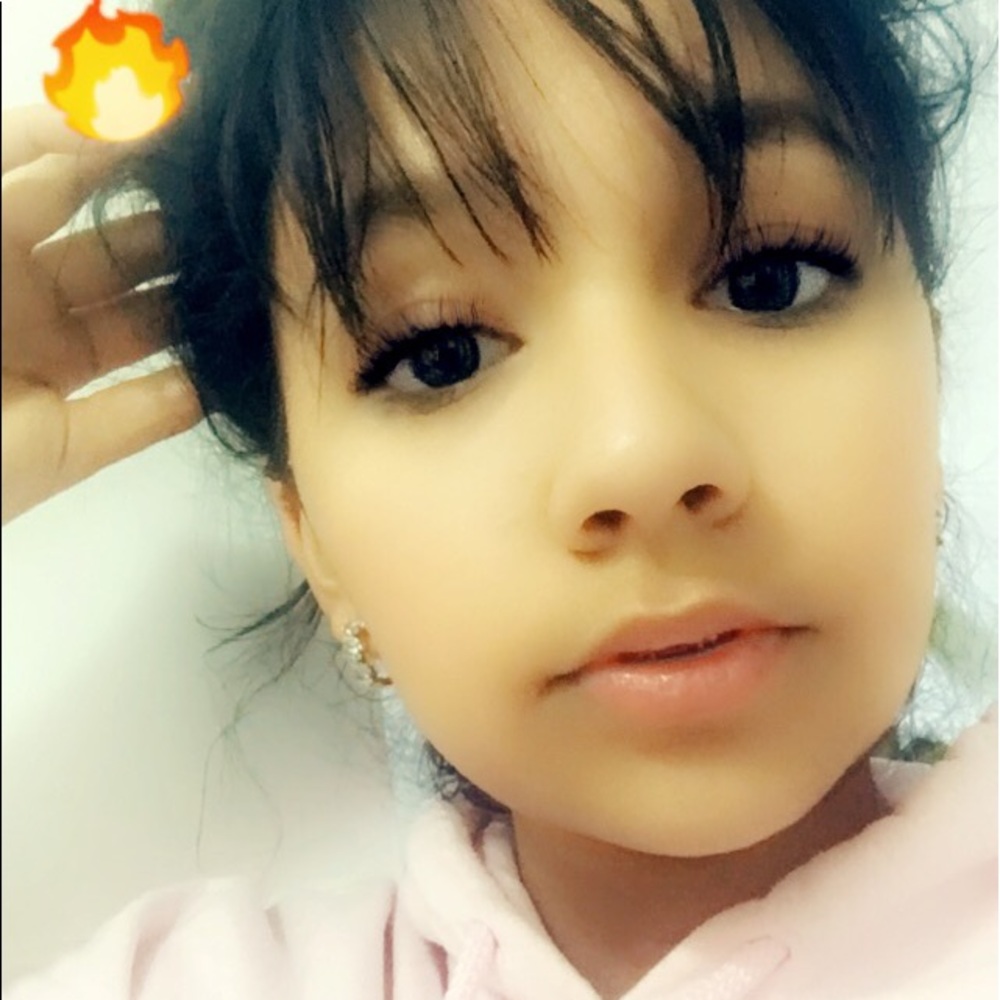 Meet your Posher, Nataly